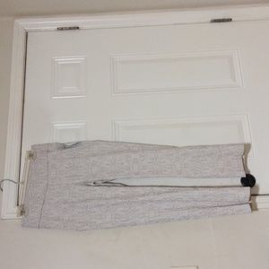 Lulu-B Women's Textured two-tone Stretch Pants